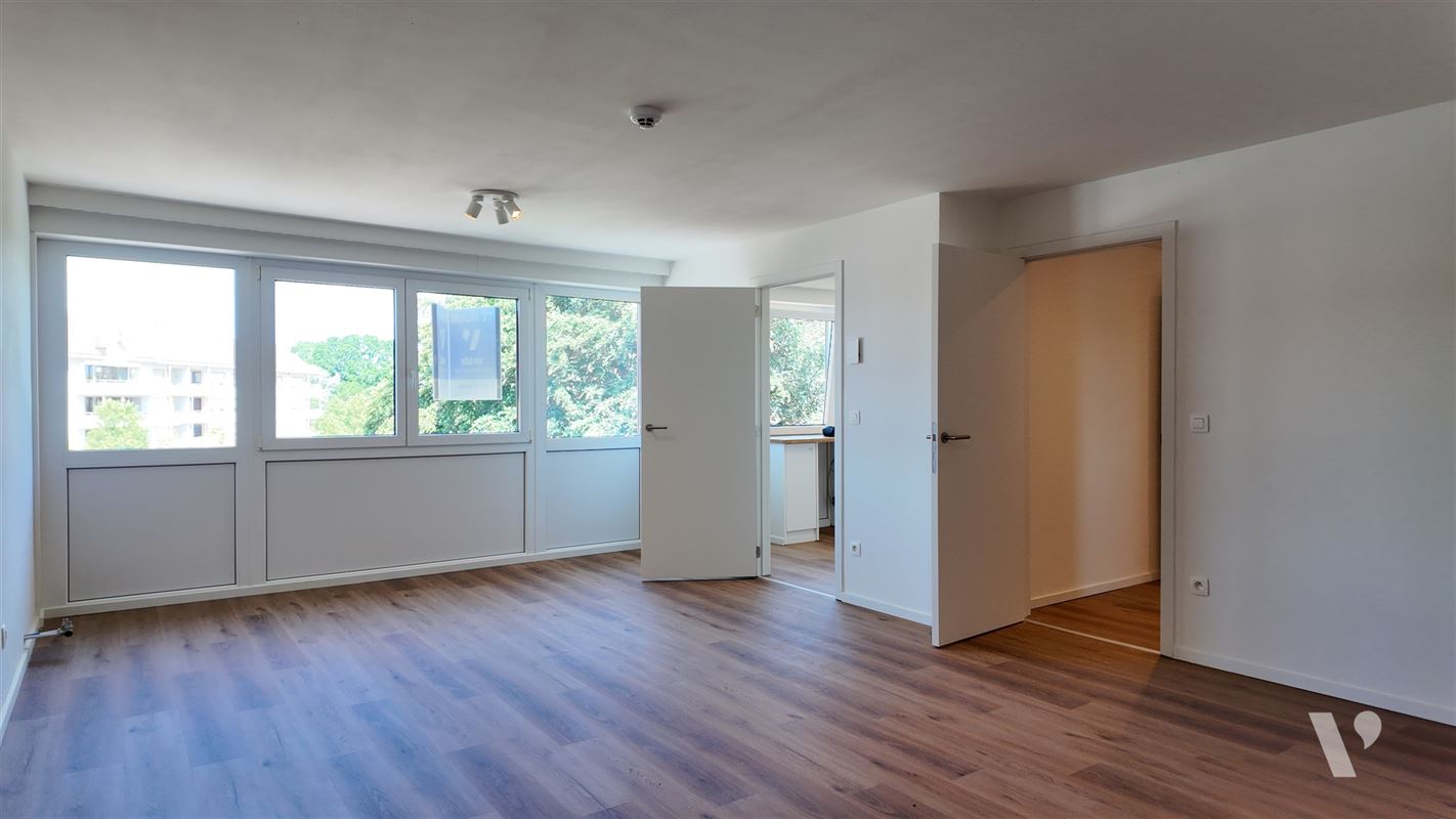 Volledig gerenoveerd 2slpk-appartement in centrum Zolder