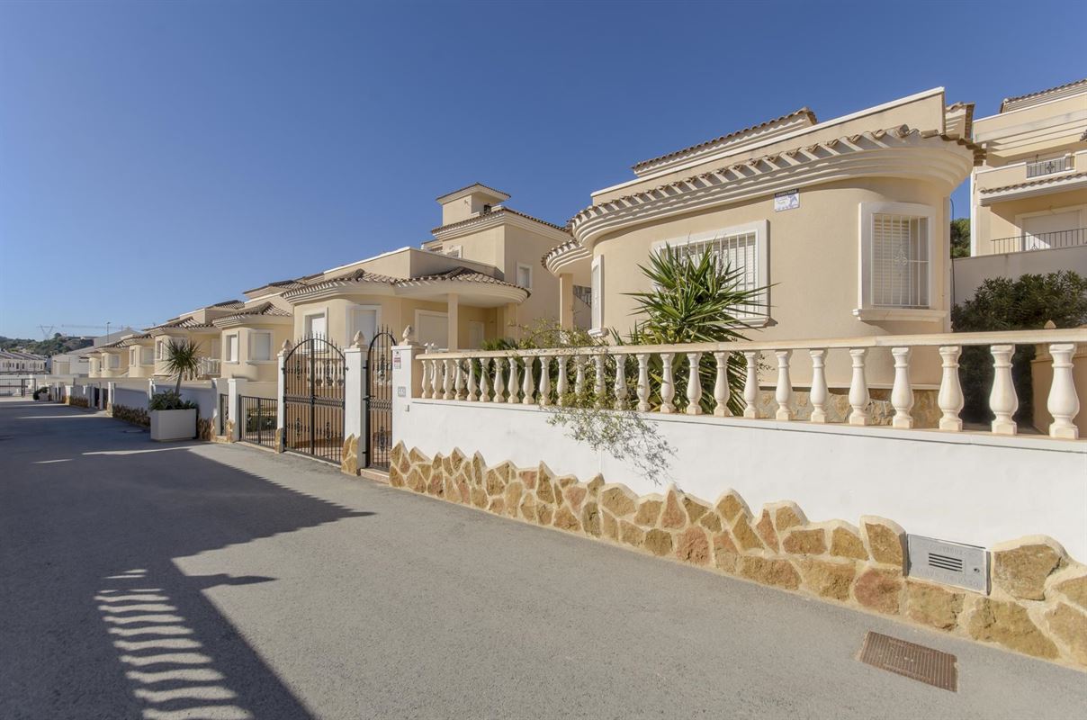 Image 8 : Villa IN 03193 San Miguel de Salinas (Spain) - Price 155.000 €