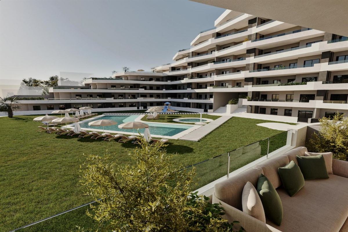 Image 12 : Apartment with garden IN 03193 San Miguel de Salinas (Spain) - Price 164.900 €