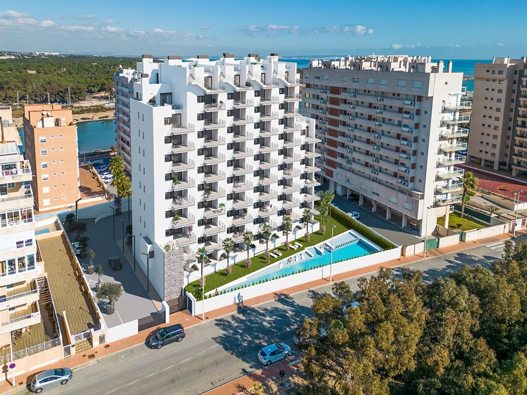 Foto 1 : Appartement met terras te 03140 Guardamar (Spanje) - Prijs € 170.000