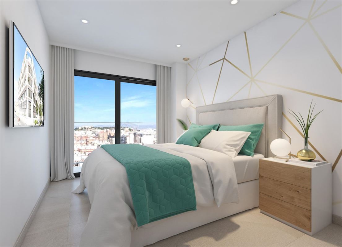 Foto 8 : Appartement met terras te 03001 Alicante (Spanje) - Prijs € 182.000