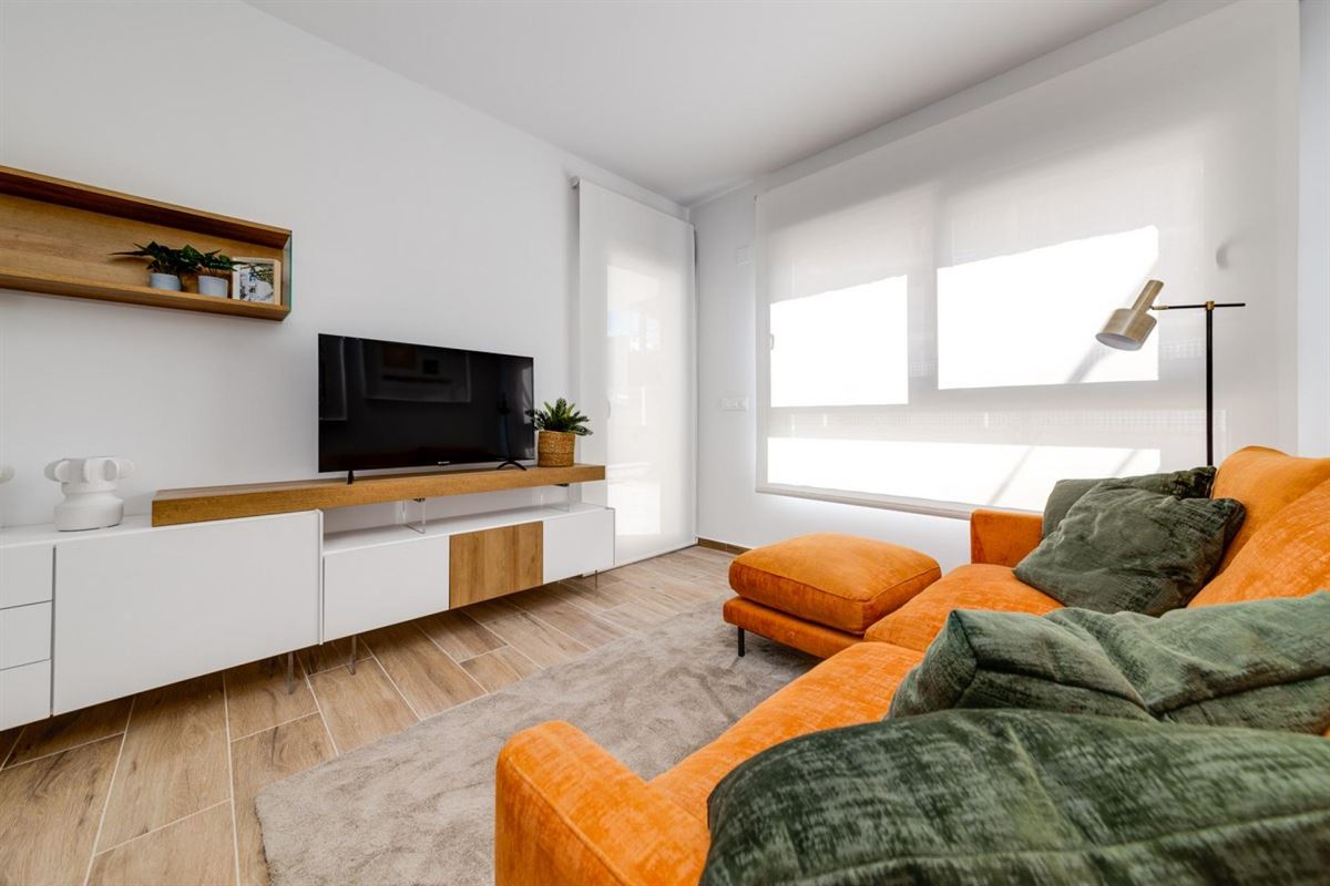 Image 4 : Apartment with terrace IN 03189 Villamartin - Orihuela Costa (Spain) - Price 204.000 €