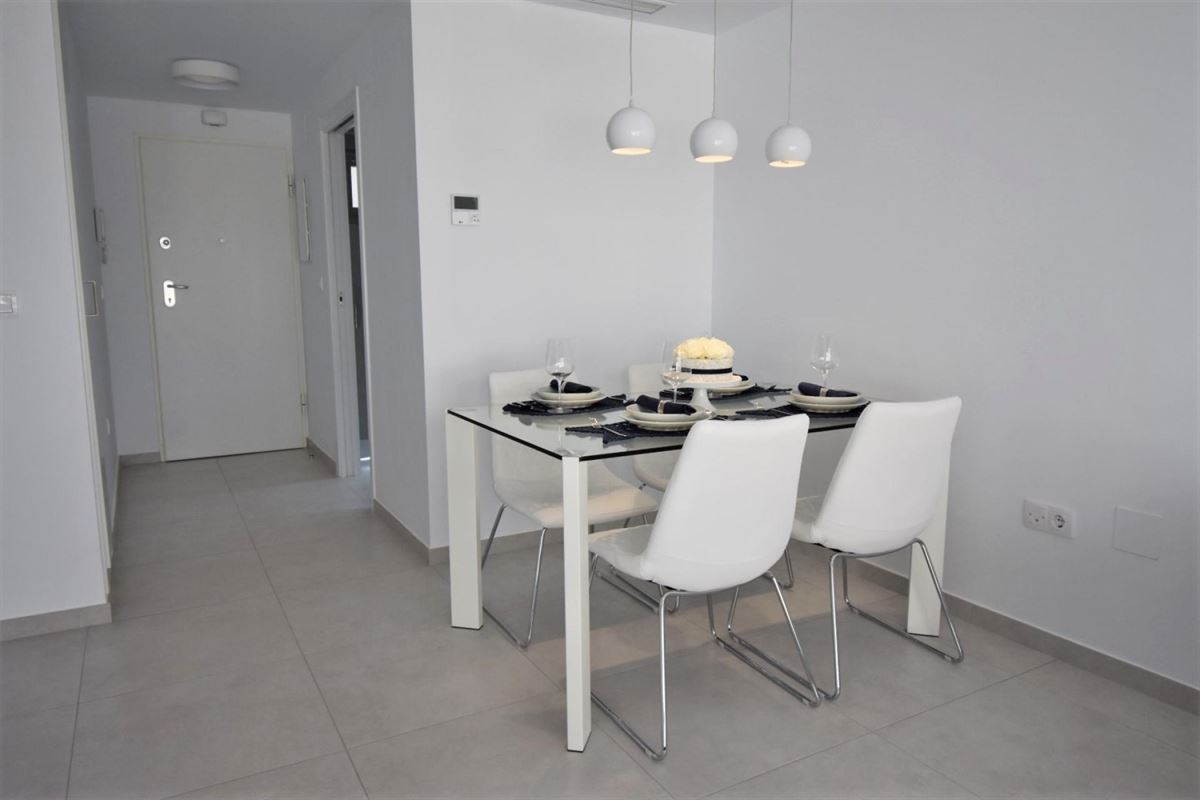 Image 6 : Apartment with terrace IN 03189 Villamartin - Orihuela Costa (Spain) - Price 226.000 €