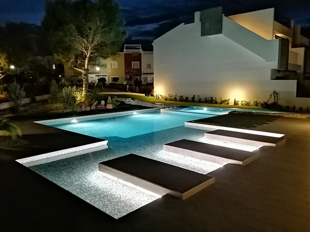 Foto 37 : Appartement met tuin te 03181 Torrevieja (Spanje) - Prijs € 260.000