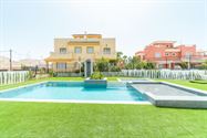 Foto 39 : Appartement met tuin te 03181 Torrevieja (Spanje) - Prijs € 260.000