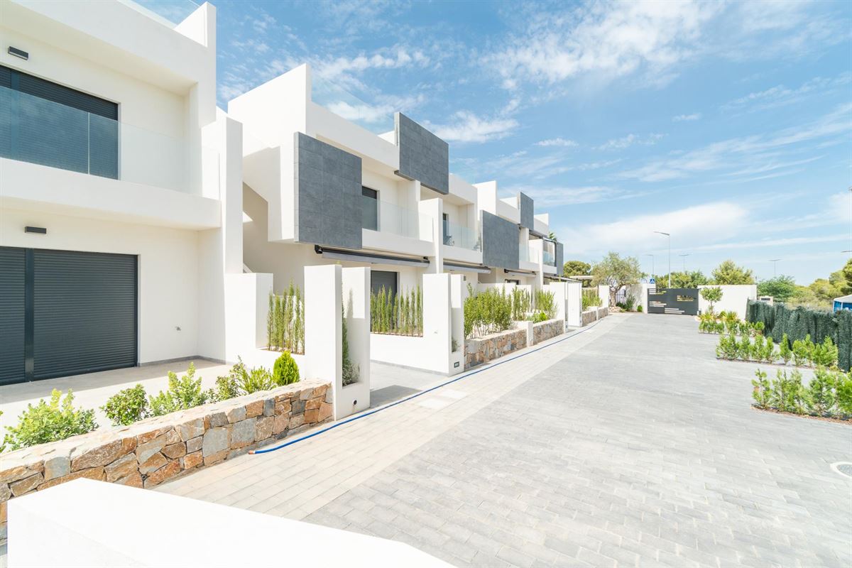 Foto 44 : Appartement met tuin te 03181 Torrevieja (Spanje) - Prijs € 260.000