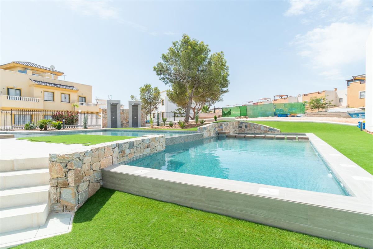 Foto 45 : Appartement met tuin te 03181 Torrevieja (Spanje) - Prijs € 260.000
