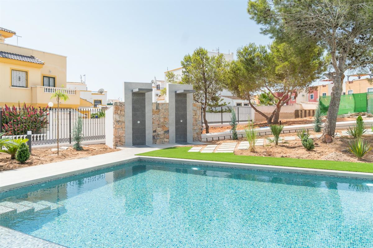Foto 49 : Appartement met tuin te 03181 Torrevieja (Spanje) - Prijs € 260.000