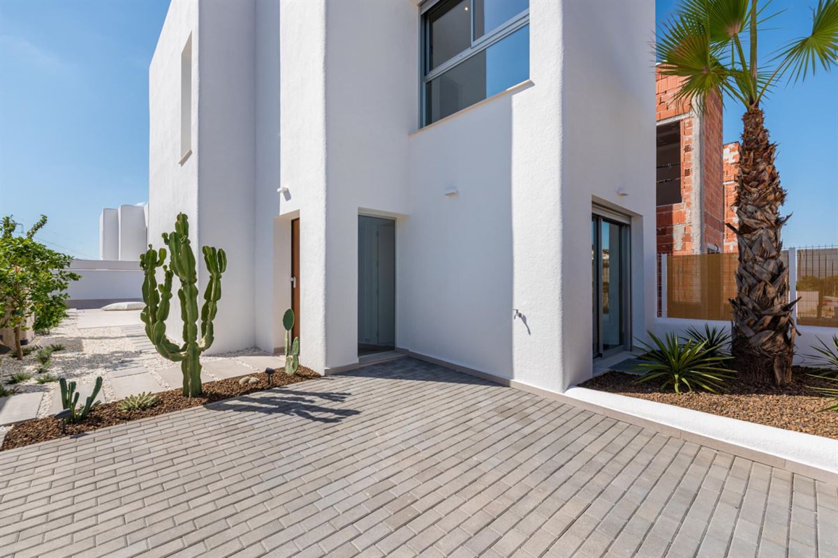 Foto 7 : Villa te 30710 Los Alcazares (Spanje) - Prijs € 399.900