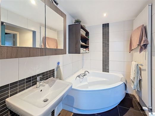 Image 7 :  IN 3650 DILSEN-STOKKEM (Belgium) - Price 400.000 €