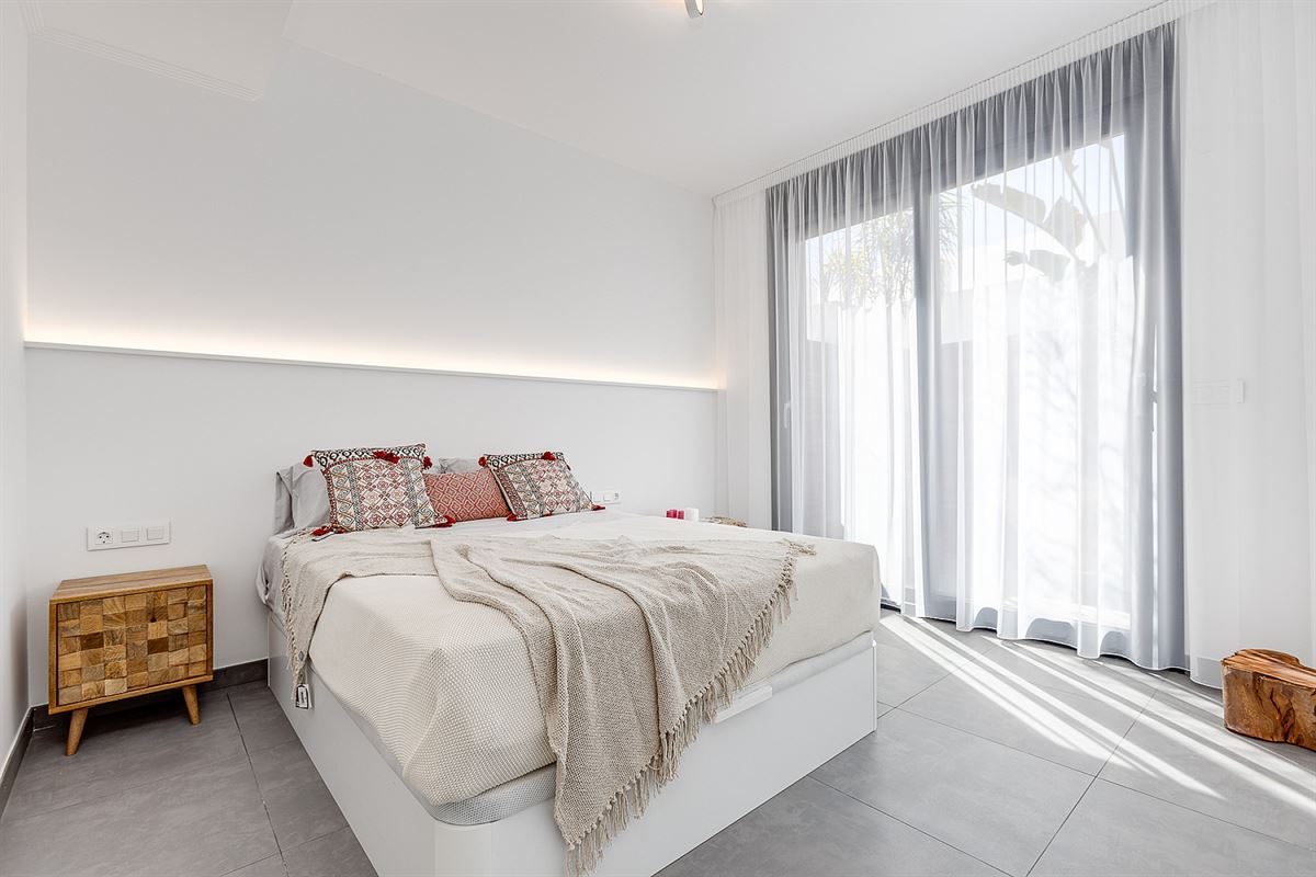 Foto 12 : Villa te 03188 La Mata (Spanje) - Prijs € 940.000