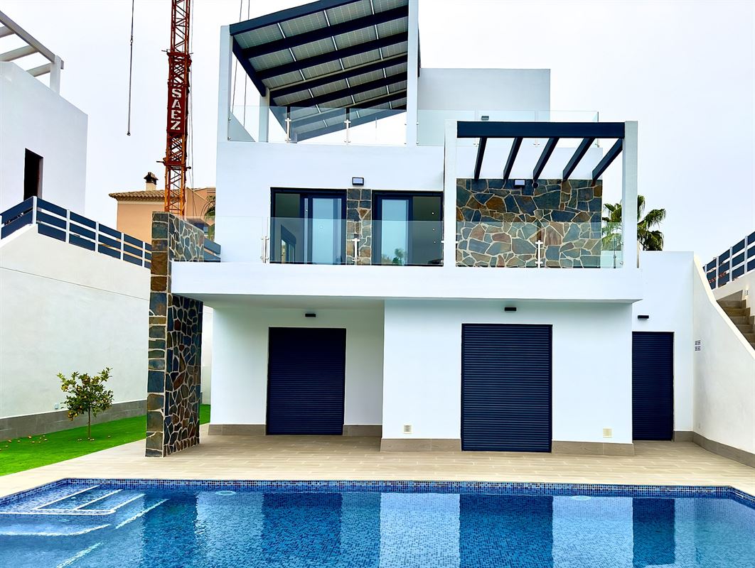 Image 2 : Villa IN 03170 Rojales (Spain) - Price 740.000 €