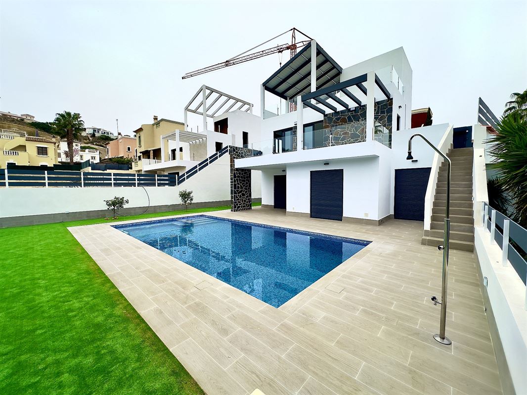 Image 3 : Villa IN 03170 Rojales (Spain) - Price 740.000 €