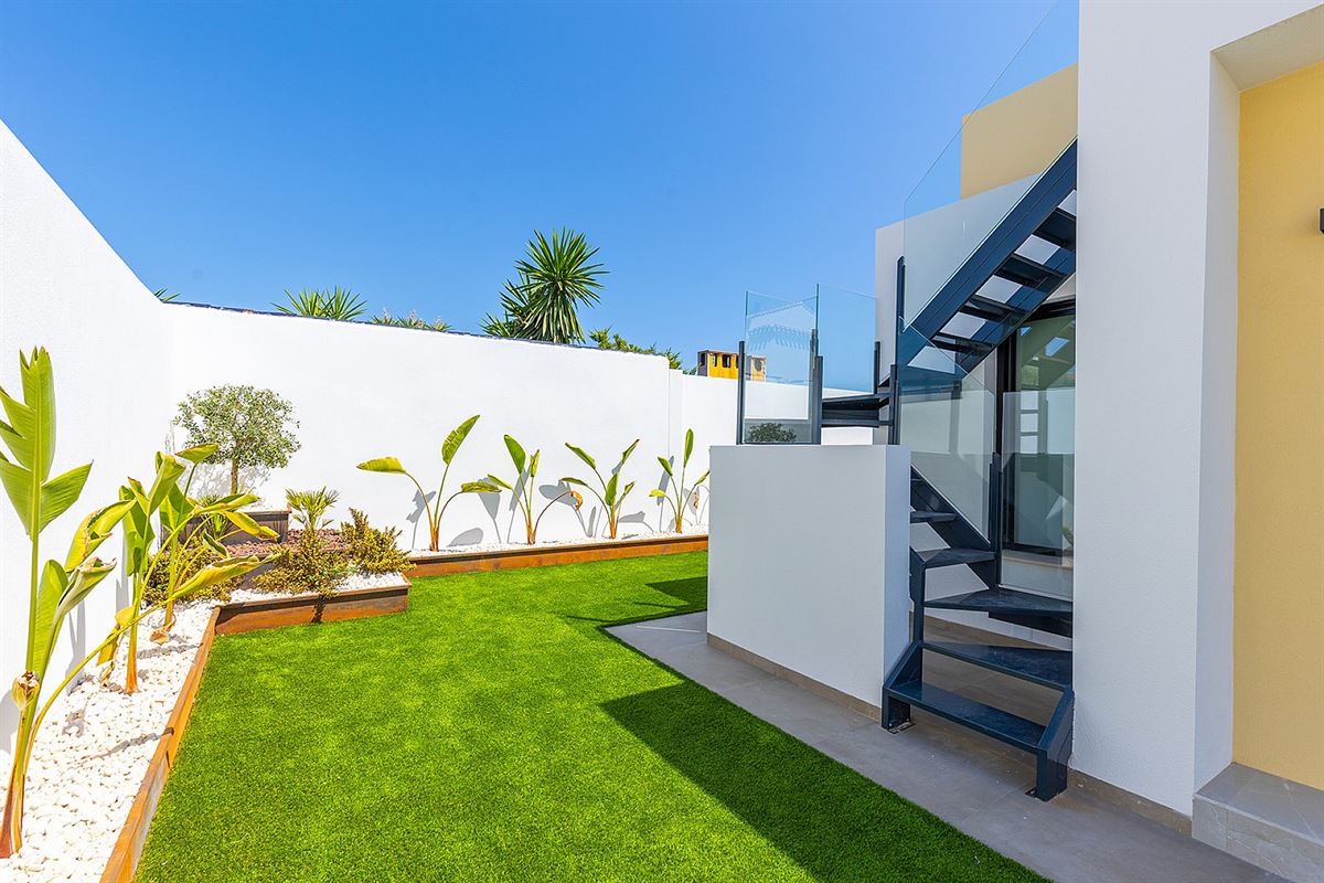 Foto 11 : Villa te 03181 Torrevieja (Spanje) - Prijs € 700.000