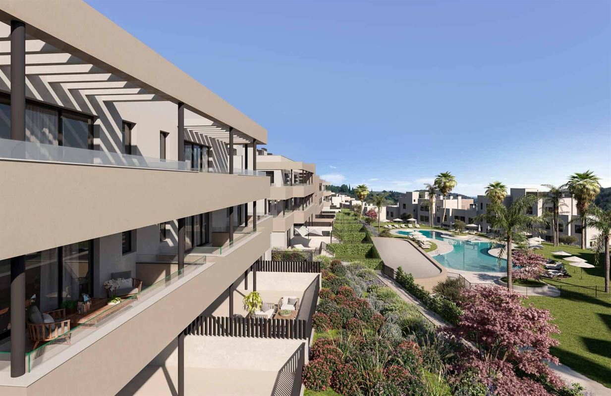 Image 2 : Apartment with terrace à 29690 Casares (Espagne) - Prix 365.000 €