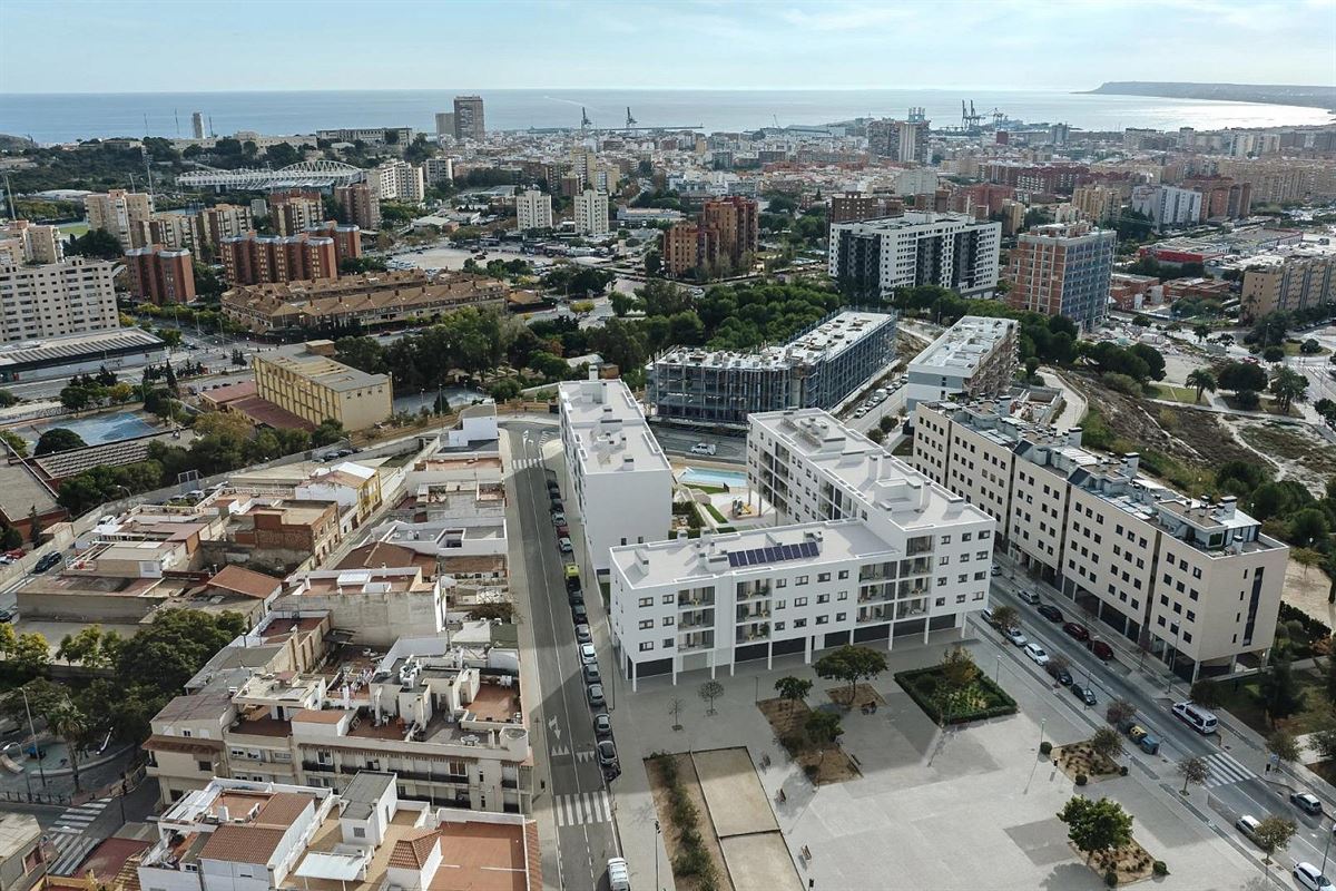 Image 11 : Apartment with terrace IN 03001 Alicante (Spain) - Price 219.000 €