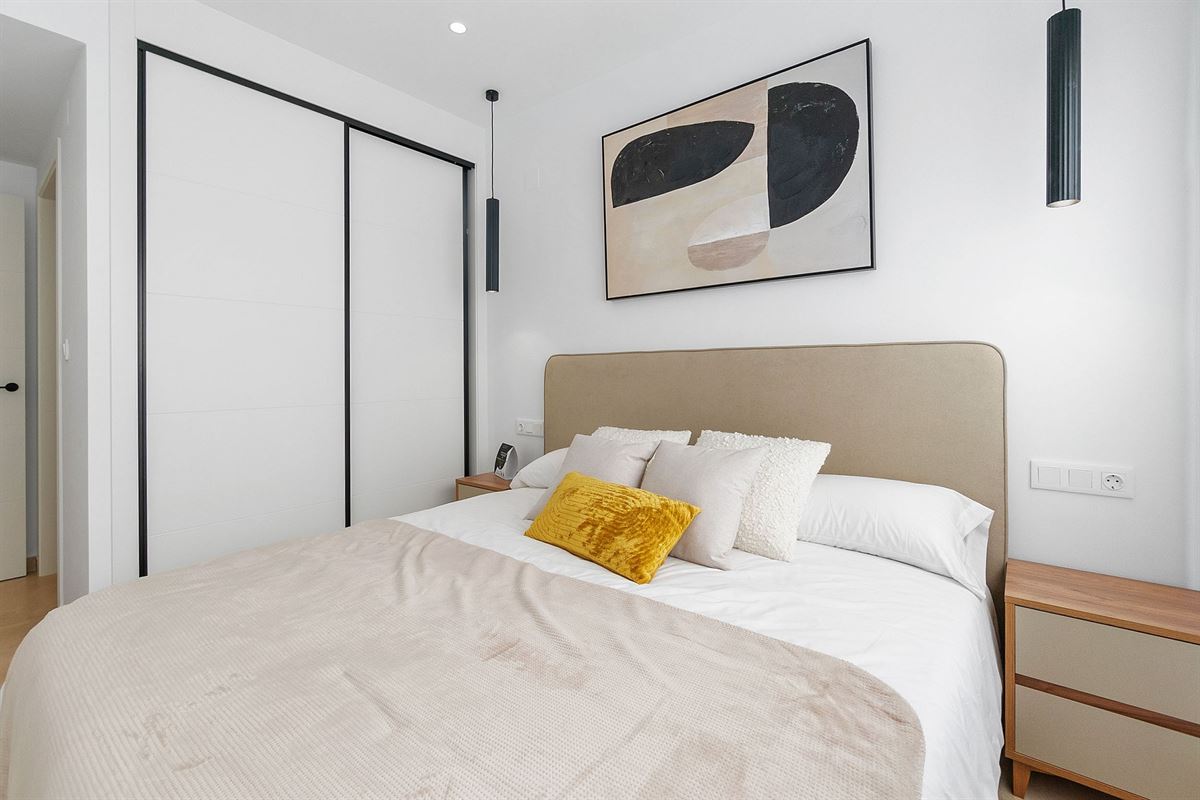 Foto 10 : Appartement met tuin te 03181 Torrevieja (Spanje) - Prijs € 289.900