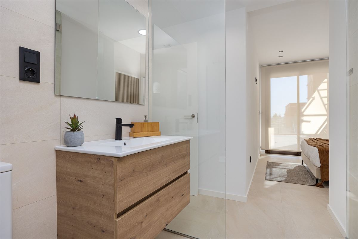 Foto 37 : Appartement met solarium te 30710 Los Alcazares (Spanje) - Prijs € 315.000
