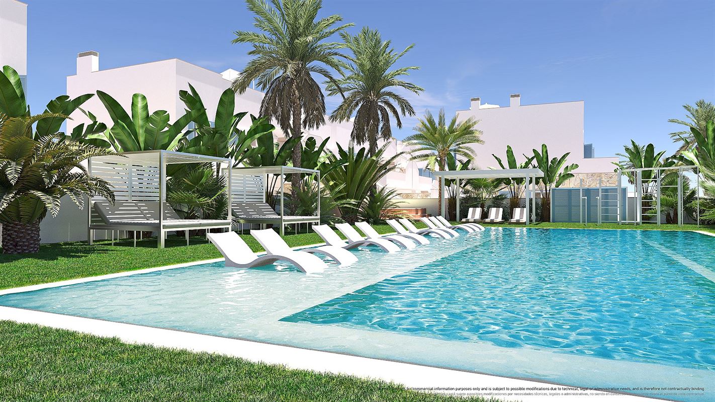 Foto 14 : Appartement met solarium te 03191 Torre de la Horadada (Spanje) - Prijs € 385.000