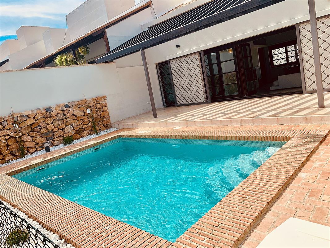 Image 1 : Villa IN 30590 Sucina (Spain) - Price 298.000 €