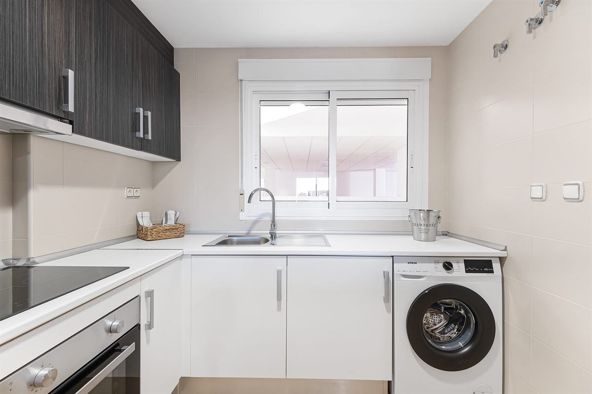 Image 16 : Apartment with terrace IN 03189 Lomas De Cabo Roig (Spain) - Price 157.500 €