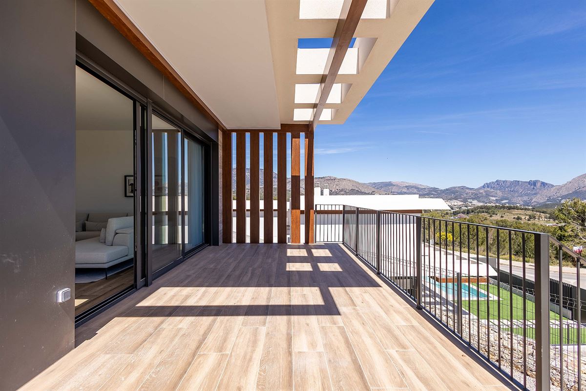 Image 2 : Villa IN 03520 Polop (Spain) - Price 495.000 €