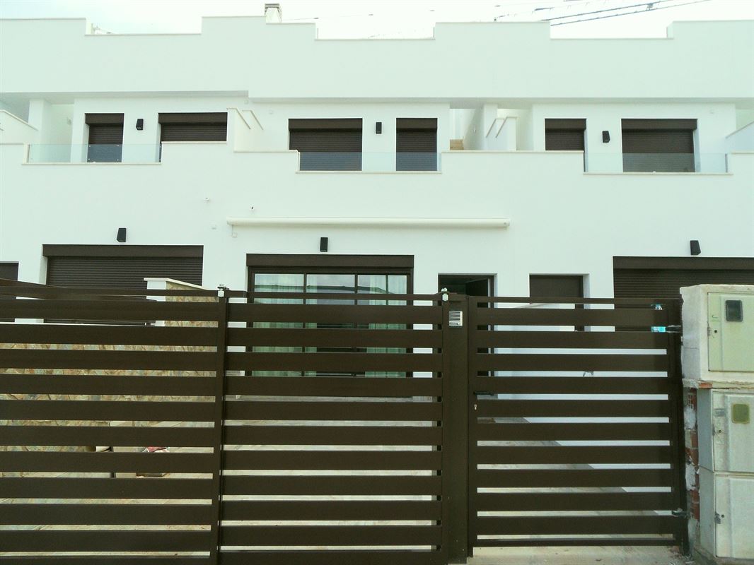 Image 20 : Villa IN 03190 Pilar de la Horadada (Spain) - Price 354.900 €