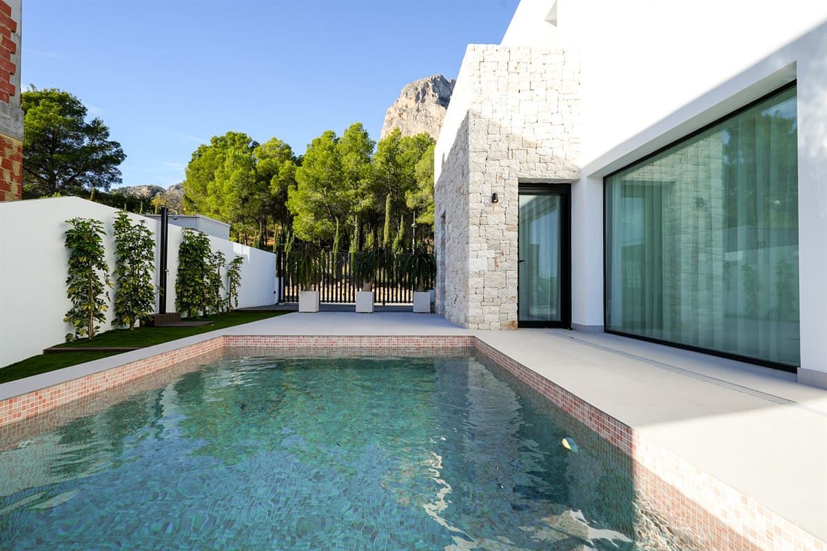 Image 2 : Villa IN 03520 Polop (Spain) - Price 860.000 €