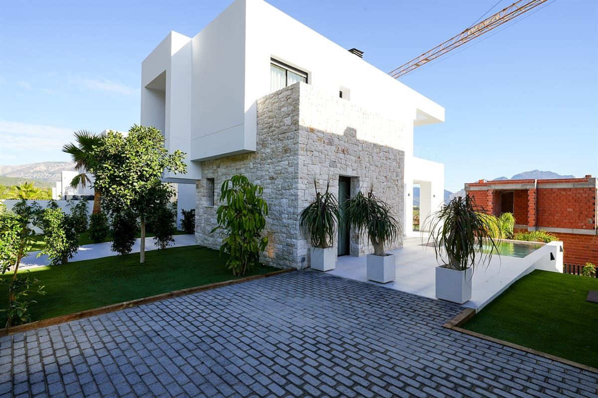 Image 18 : Villa IN 03520 Polop (Spain) - Price 860.000 €