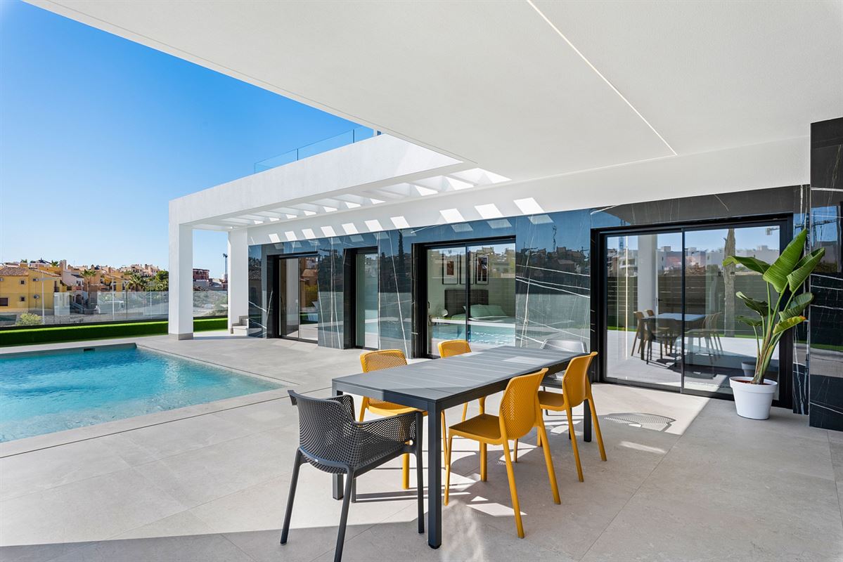 Image 31 : Villa à 03169 La Finca Golf (Espagne) - Prix 630.000 €