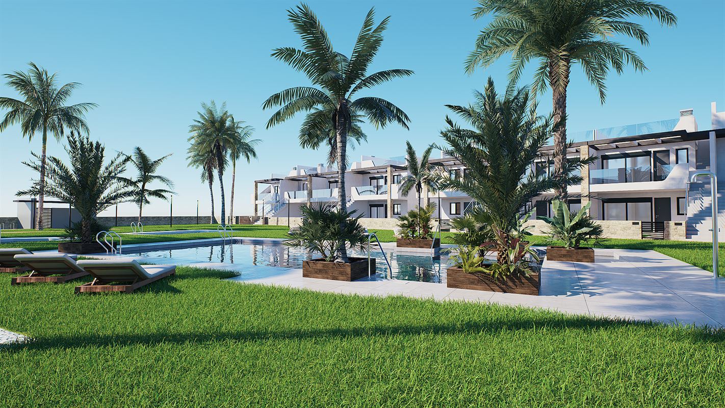 Image 1 : Apartment with garden IN 03190 Pilar de la Horadada (Spain) - Price 290.000 €