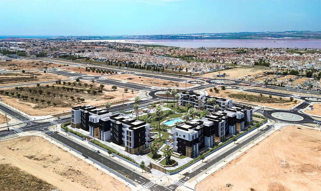 Foto 1 : Appartement met terras te 03181 Torrevieja (Spanje) - Prijs € 274.000