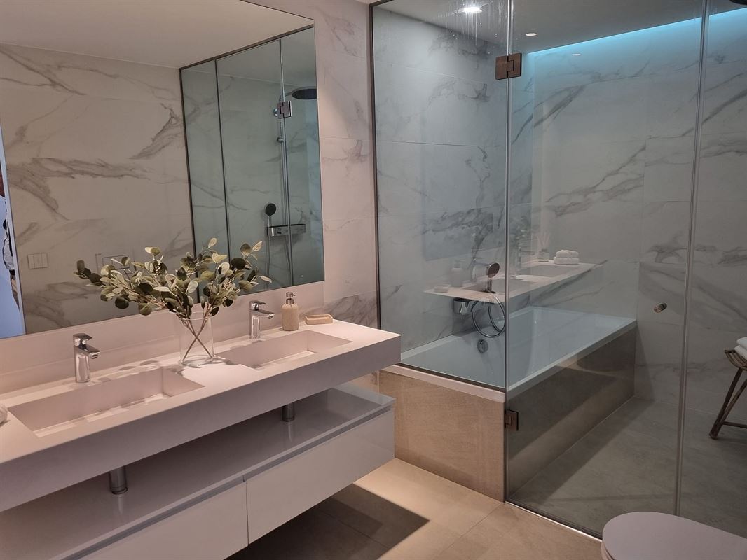 Image 19 : Apartment with terrace IN 38687 Guia De Isora (Spain) - Price 850.000 €