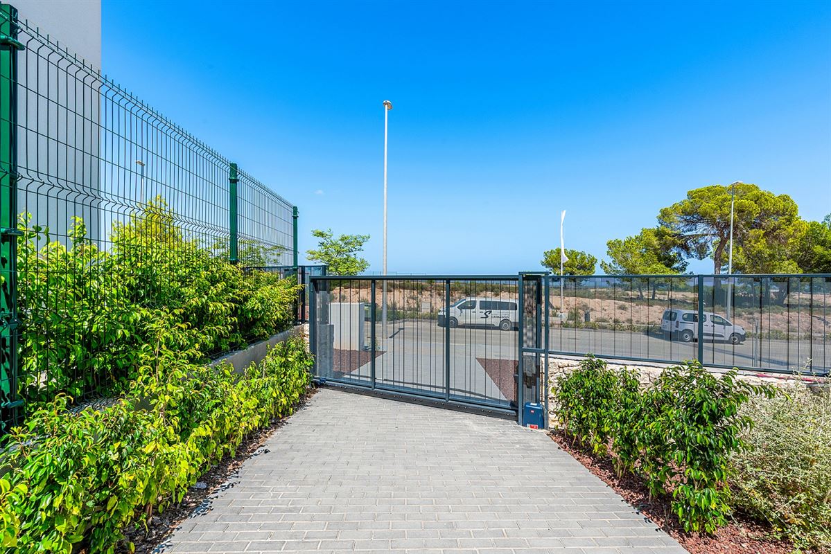 Image 14 : Villa à 03190 Pilar de la Horadada (Espagne) - Prix 765.302 €