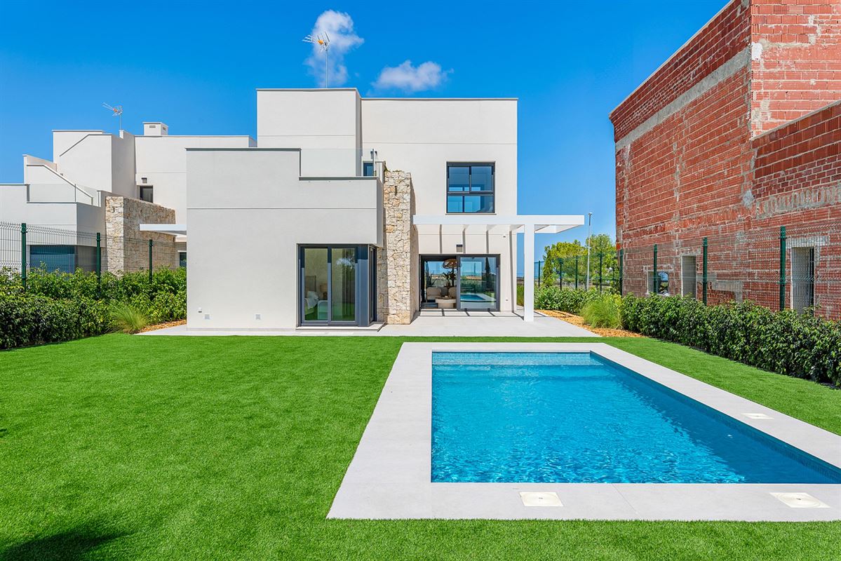 Image 20 : Villa à 03190 Pilar de la Horadada (Espagne) - Prix 765.302 €