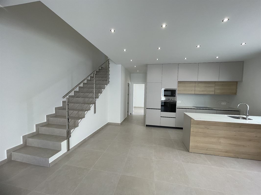 Image 3 : Villa IN 03160 Almoradi (Spain) - Price 359.000 €