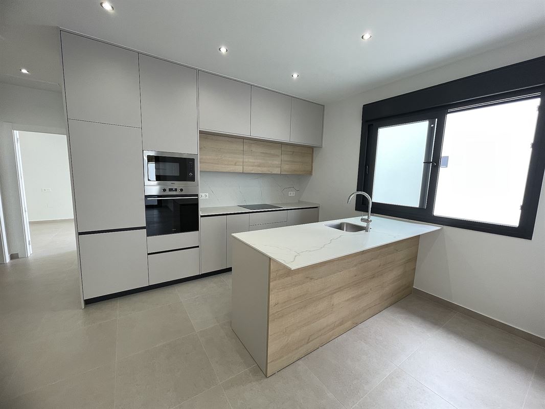 Image 4 : Villa IN 03160 Almoradi (Spain) - Price 359.000 €