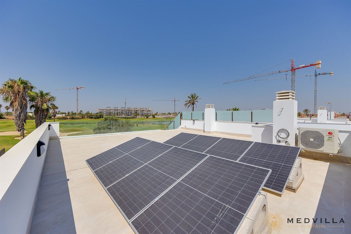 Image 15 : Villa à 30710 Los Alcazares (Espagne) - Prix 685.000 €