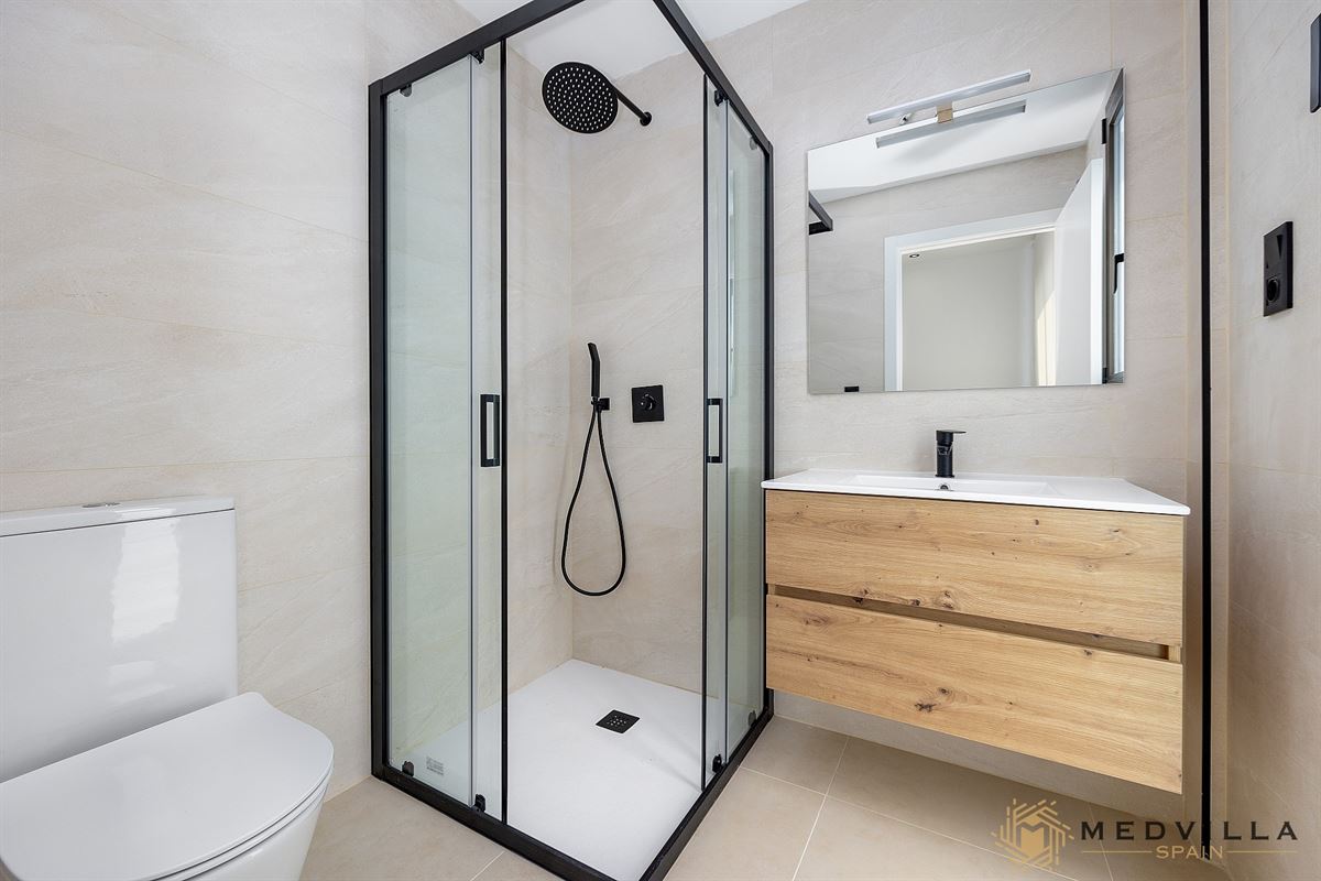 Image 7 : Villa à 30710 Los Alcazares (Espagne) - Prix 685.000 €