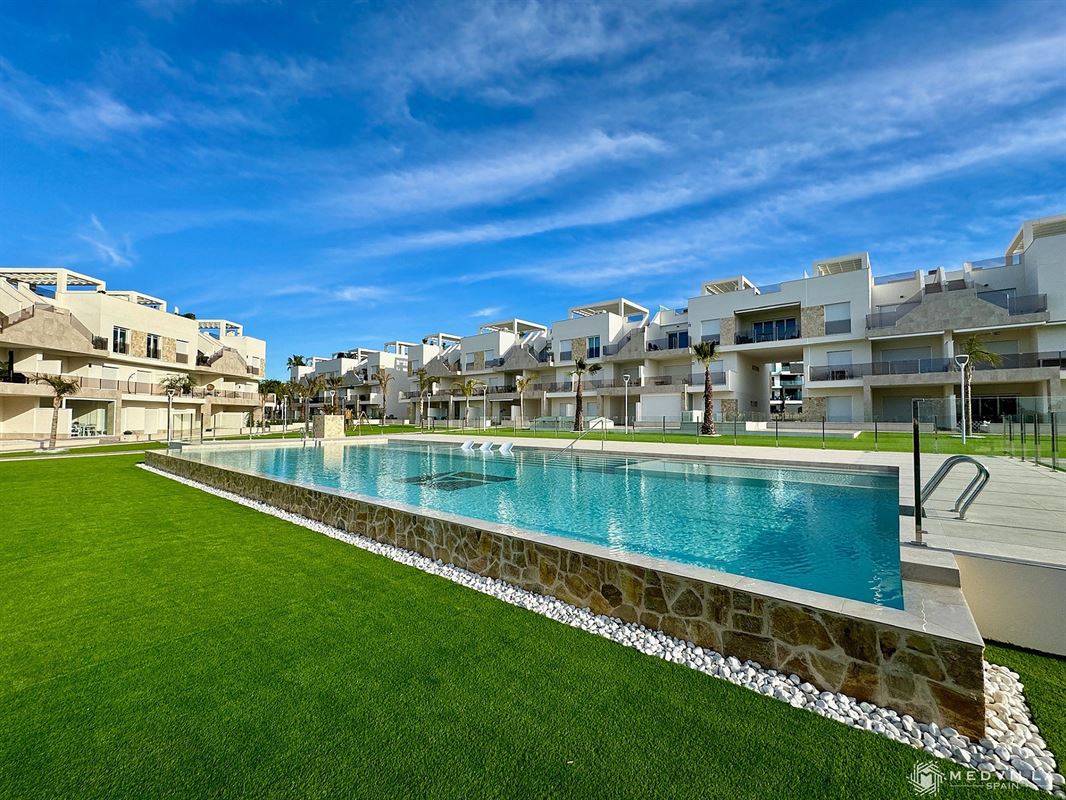 Foto 20 : Appartement met terras te 03149 El Raso (Spanje) - Prijs € 330.000