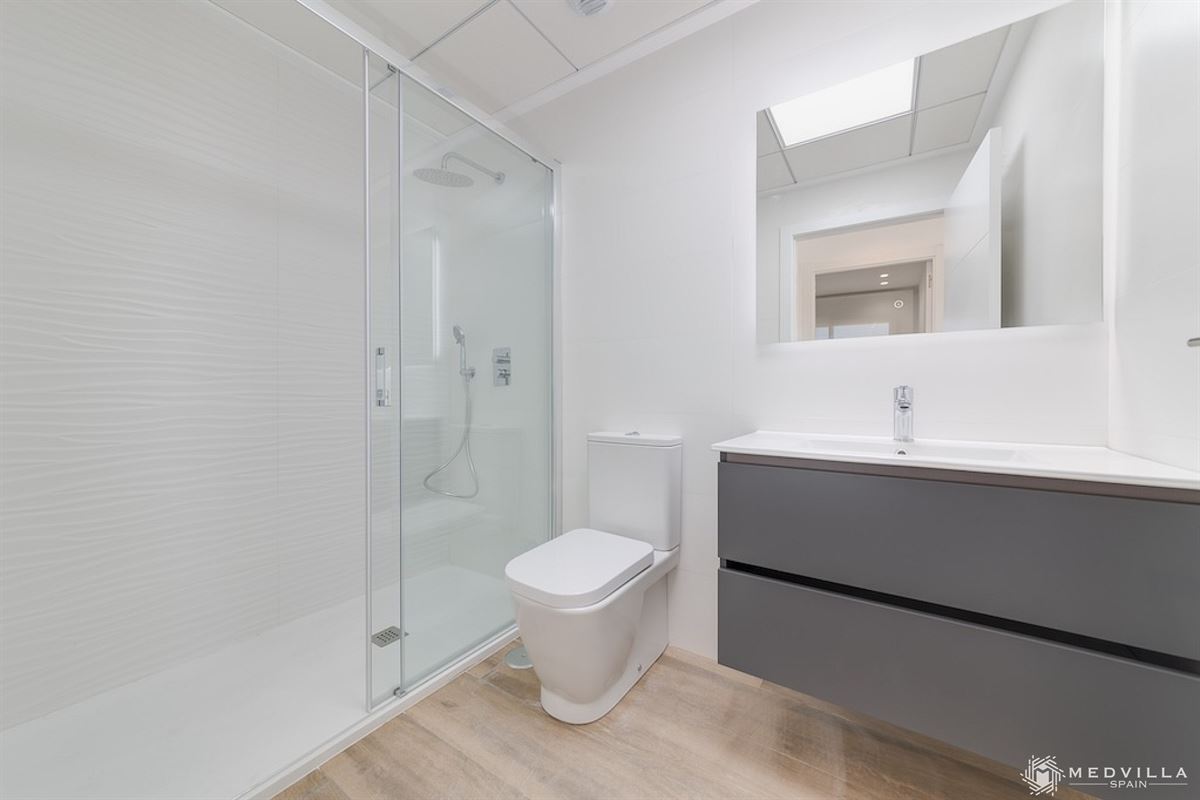 Foto 7 : Appartement met tuin te 03194 La Marina (Spanje) - Prijs € 265.000