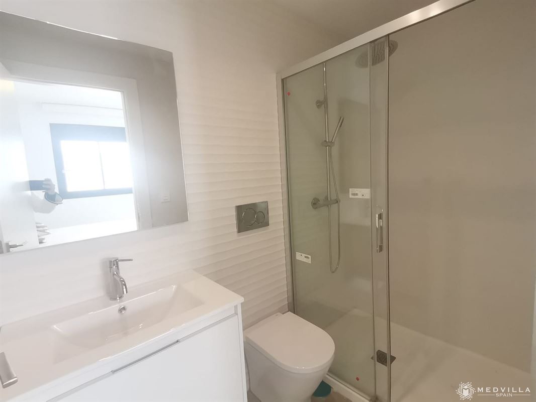 Image 14 : Apartment with terrace IN 03181 Torrevieja (Spain) - Price 259.000 €