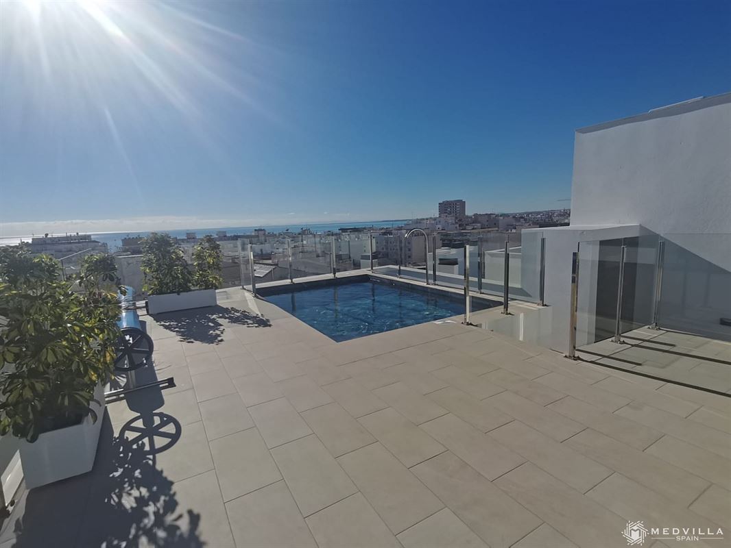 Image 2 : Apartment with terrace IN 03181 Torrevieja (Spain) - Price 259.000 €