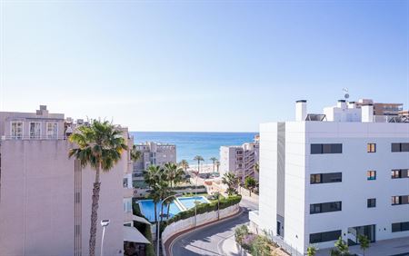 Apartment with terrace à 03560 El Campello (Espagne) - Prix 420.000&euro;