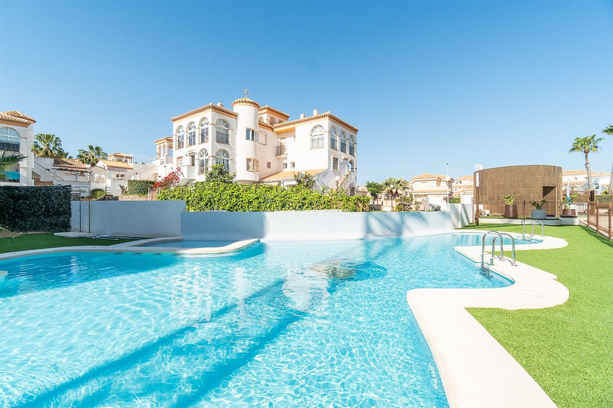 Image 21 : Apartment with garden à 03189 Playa Flamenca - Orihuela Costa (Espagne) - Prix 419.000 &euro;