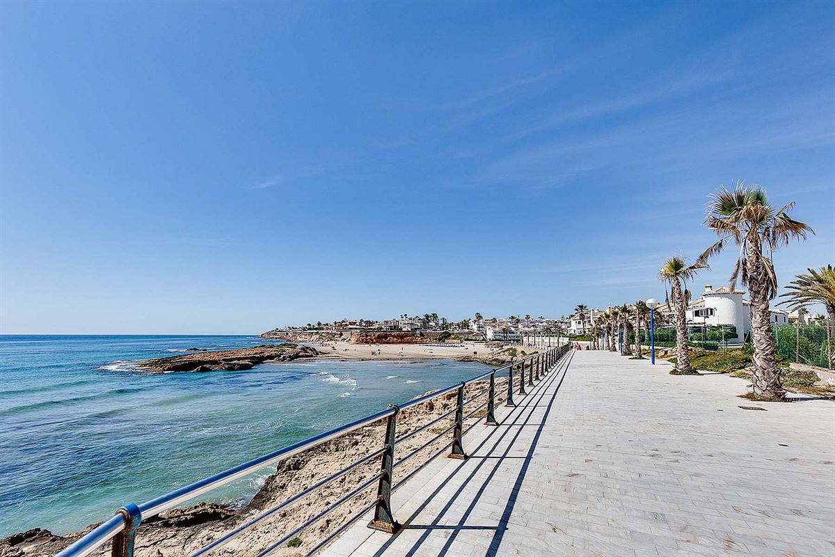 Foto 12 : Villa te 03189 La Zenia - Orihuela Costa (Spanje) - Prijs &euro; 890.000