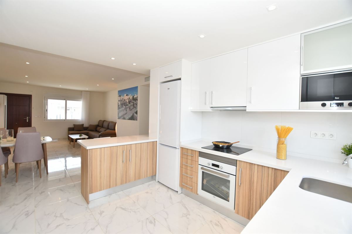 Image 32 : Apartments - solarium IN 03193 San Miguel de Salinas (Spain) - Price 262.900 &euro;