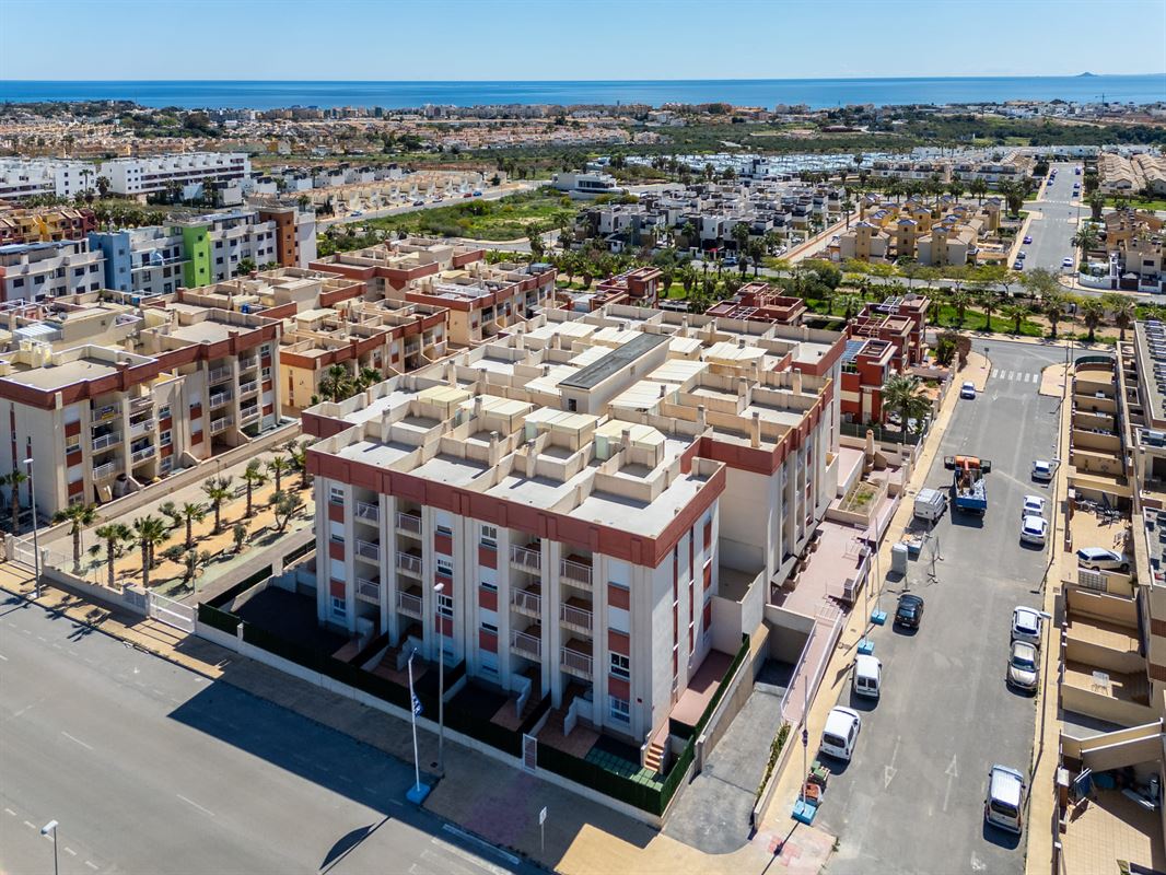 Image 48 : Apartment with garden IN 03189 Orihuela Costa (Spain) - Price 240.500 &euro;