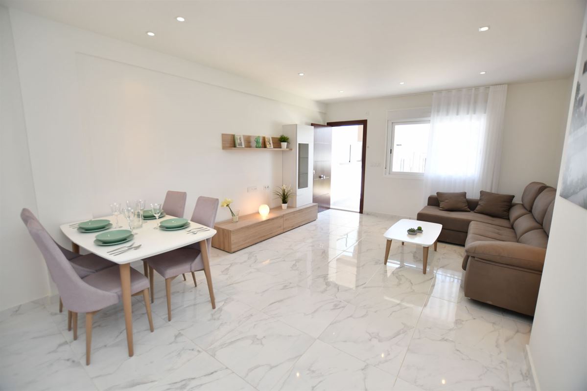 Image 33 : Apartment with garden IN 03193 San Miguel de Salinas (Spain) - Price 251.900 &euro;