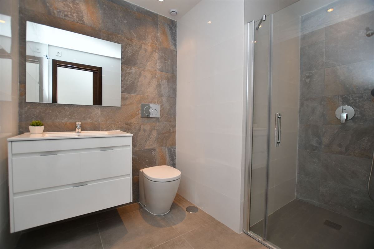 Image 22 : Apartment with garden IN 03193 San Miguel de Salinas (Spain) - Price 251.900 &euro;
